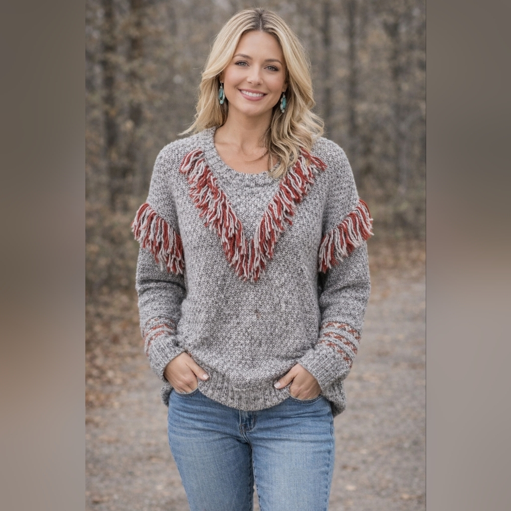 TJD The Jetset Diaries R Chunky Cable Knit Alpaca Mix Fringe Sweater .
